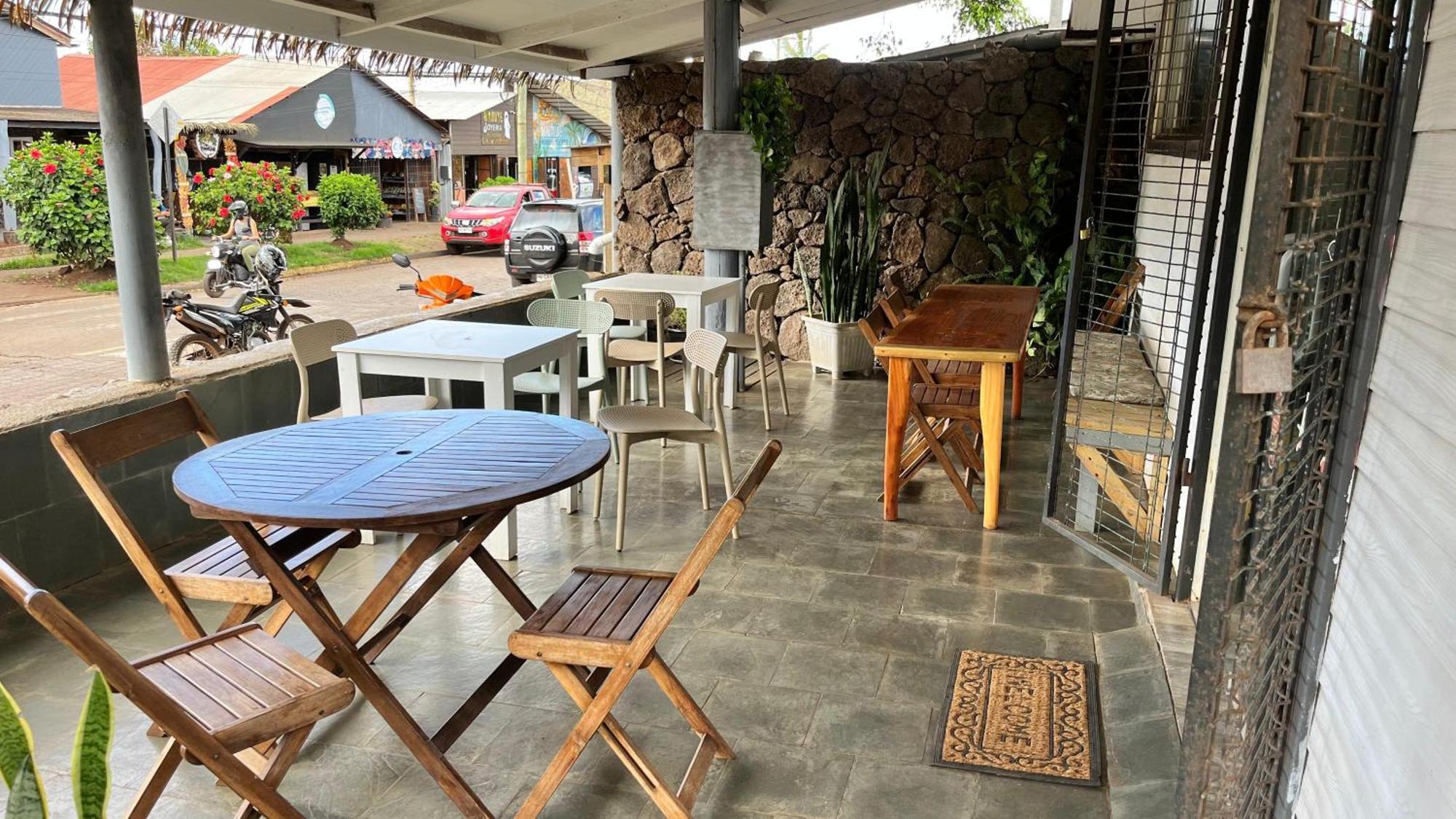 Inaki Uhi Hotel Hanga Roa Extérieur photo