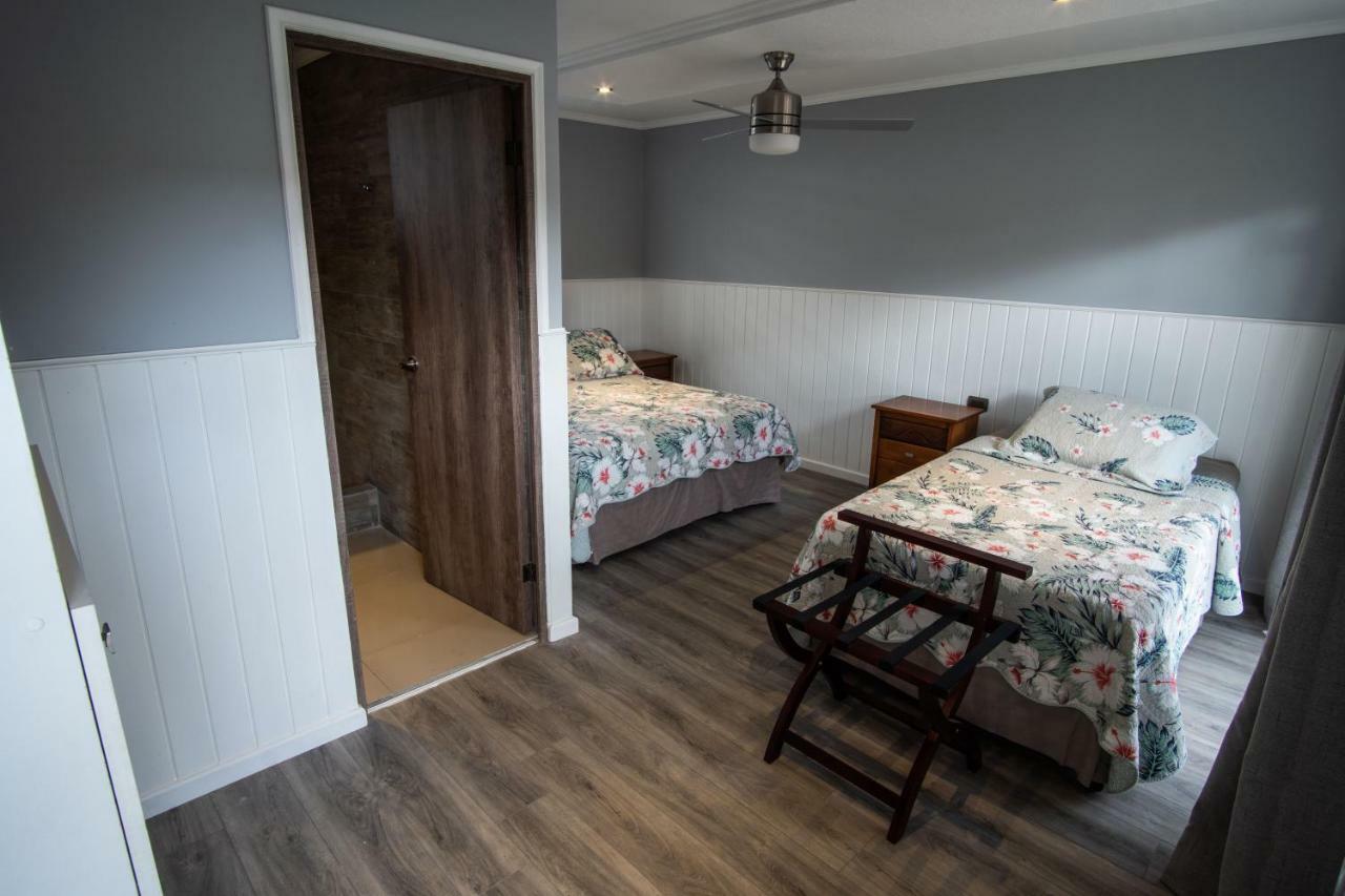 Inaki Uhi Hotel Hanga Roa Extérieur photo