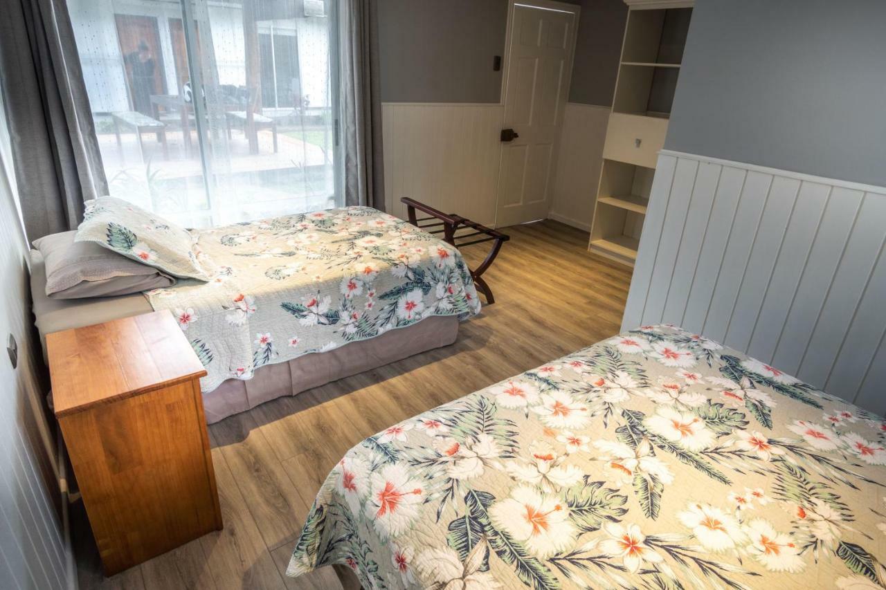 Inaki Uhi Hotel Hanga Roa Extérieur photo